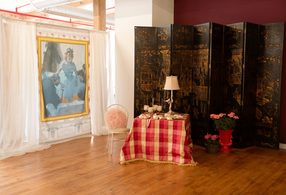 *Ballerinas Dressing Room Exhibit.png.007